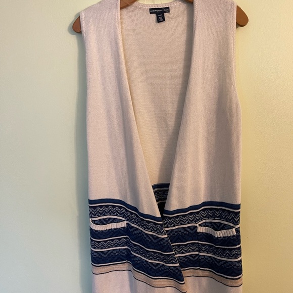 Bundle Deal: Two Women’s Sweater Vest. - Picture 3 of 8